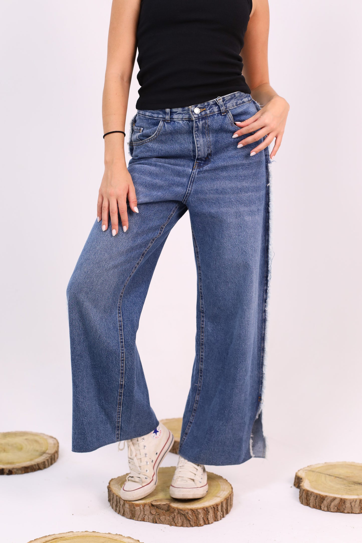 Edge-Cut Wide-Leg Denim