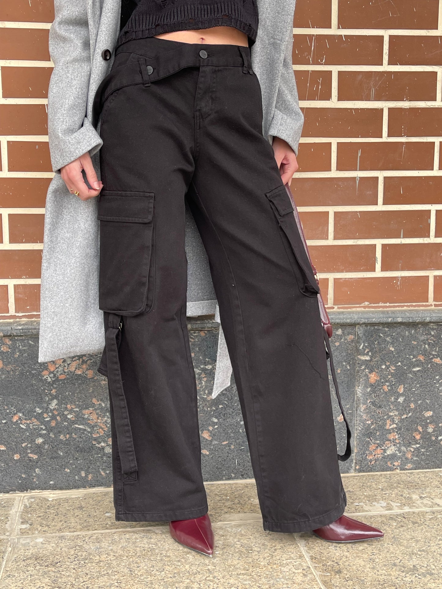 Utility Wide-Leg Cargo Pants