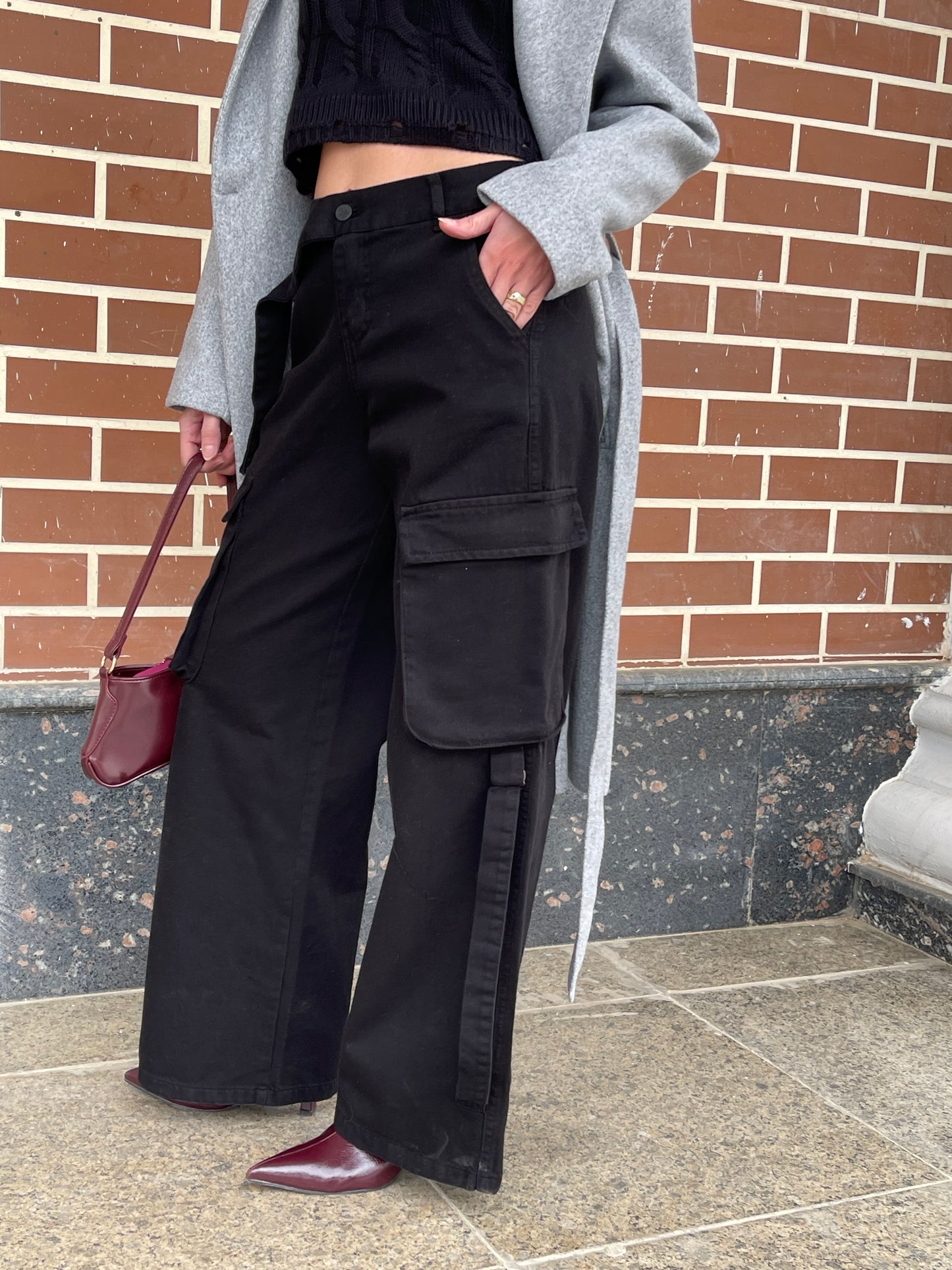 Utility Wide-Leg Cargo Pants