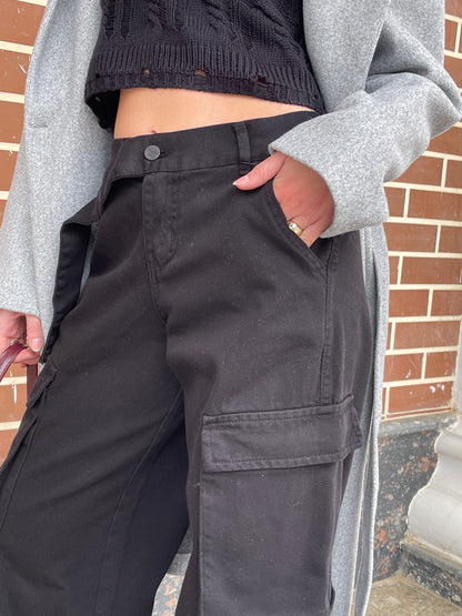 Utility Wide-Leg Cargo Pants