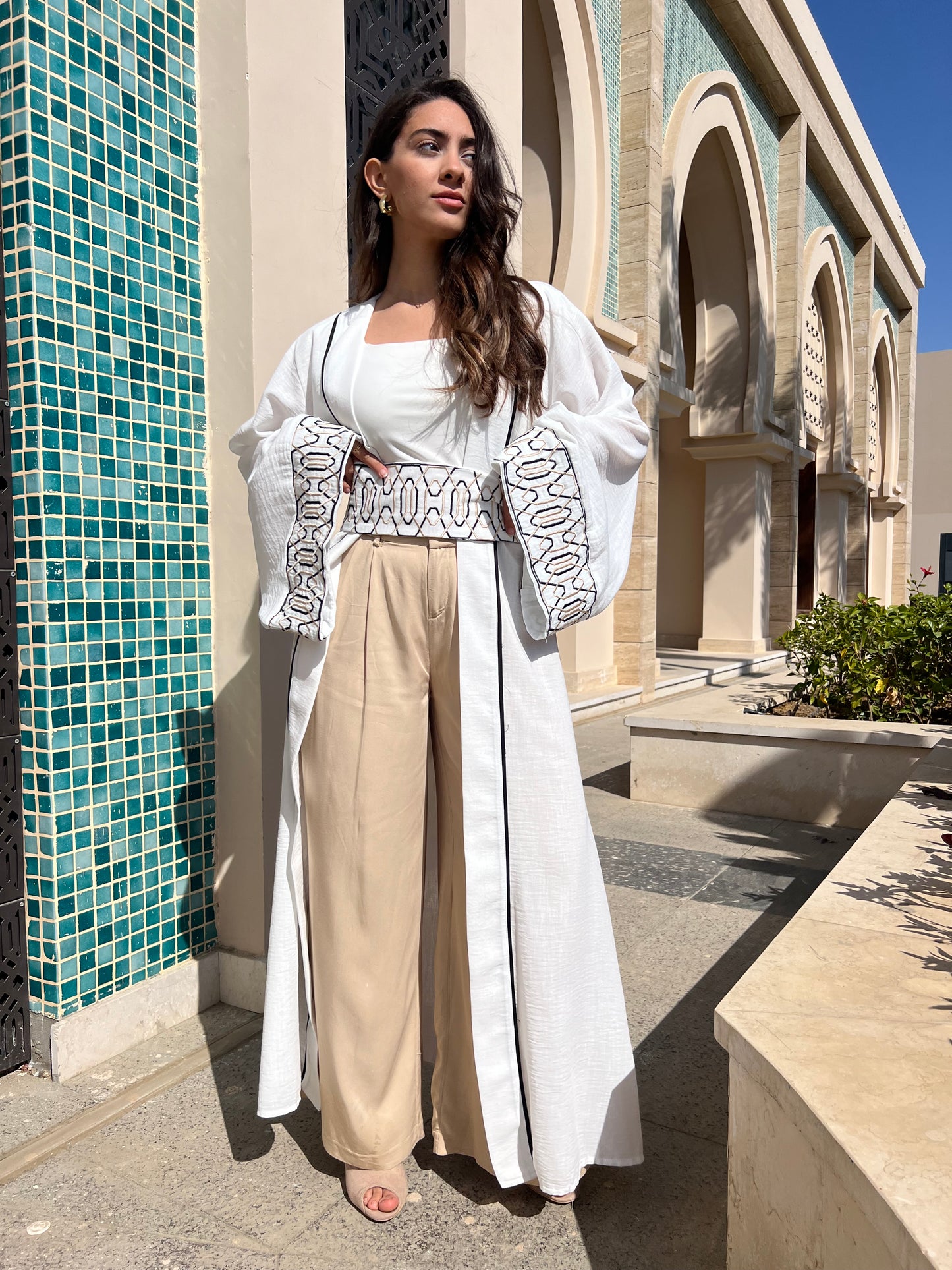 Embroidered Belt Abaya